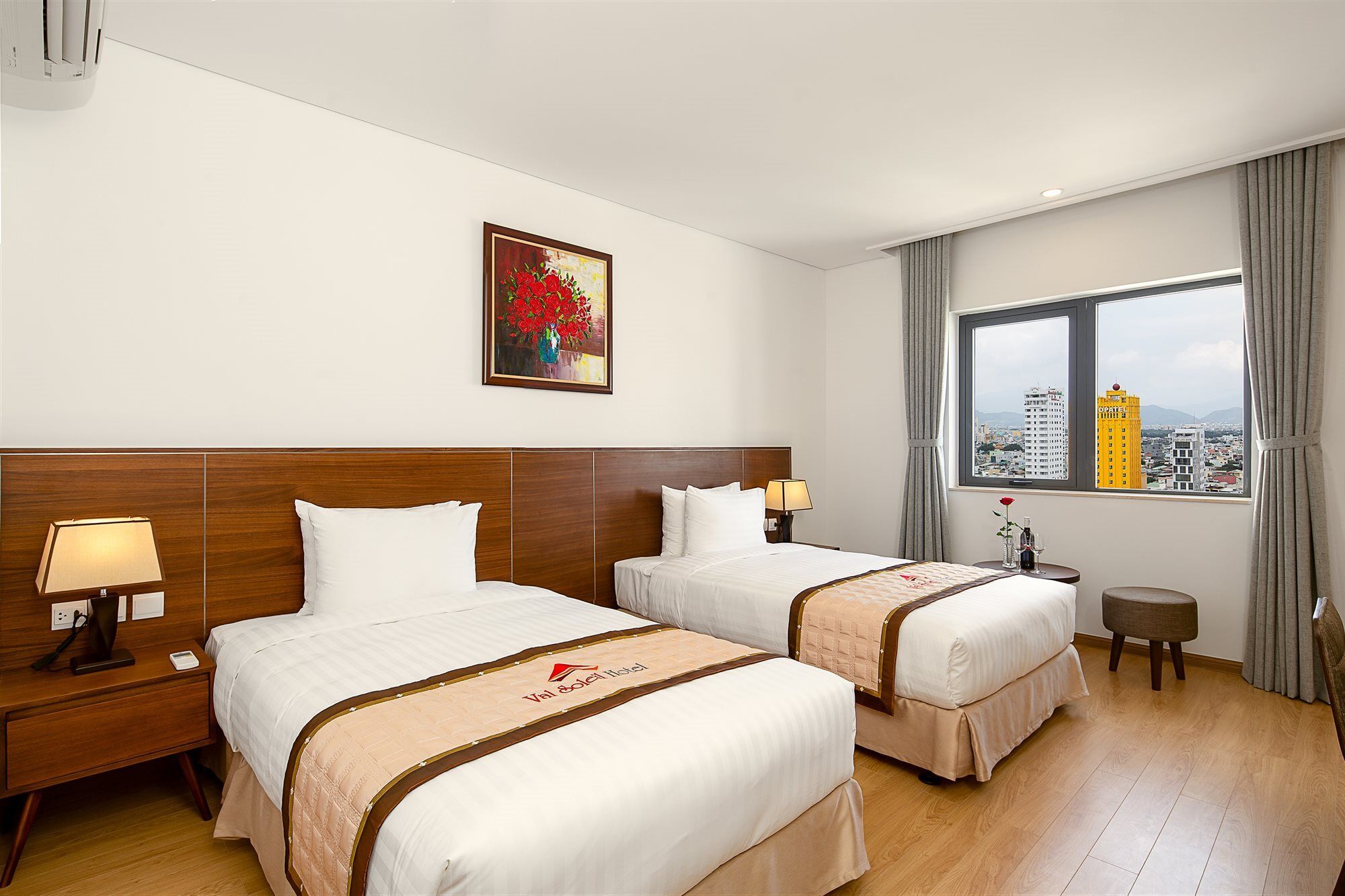 Val Soleil Khách sạn 4*
